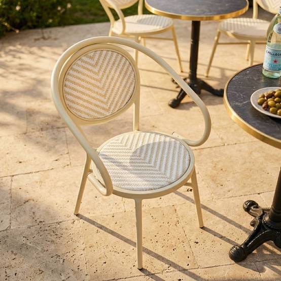 Oviala - Chaise de terrasse style bistrot parisien aluminium et rotin beige Villiers - Oviala - Image 3
