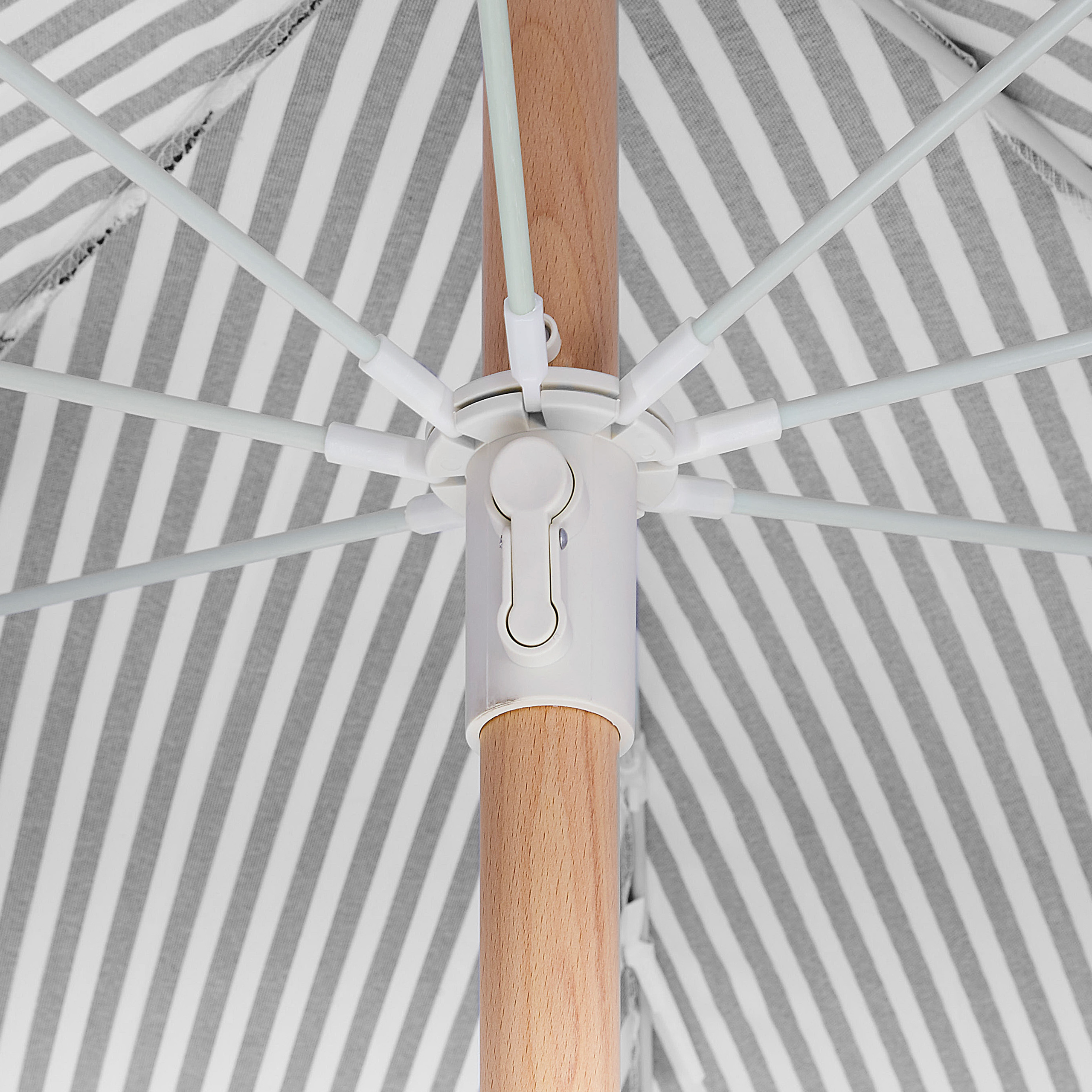 Beliani - Parasol droit Tissu Noir/blanc MONDELLO - Beliani - Imagen 7