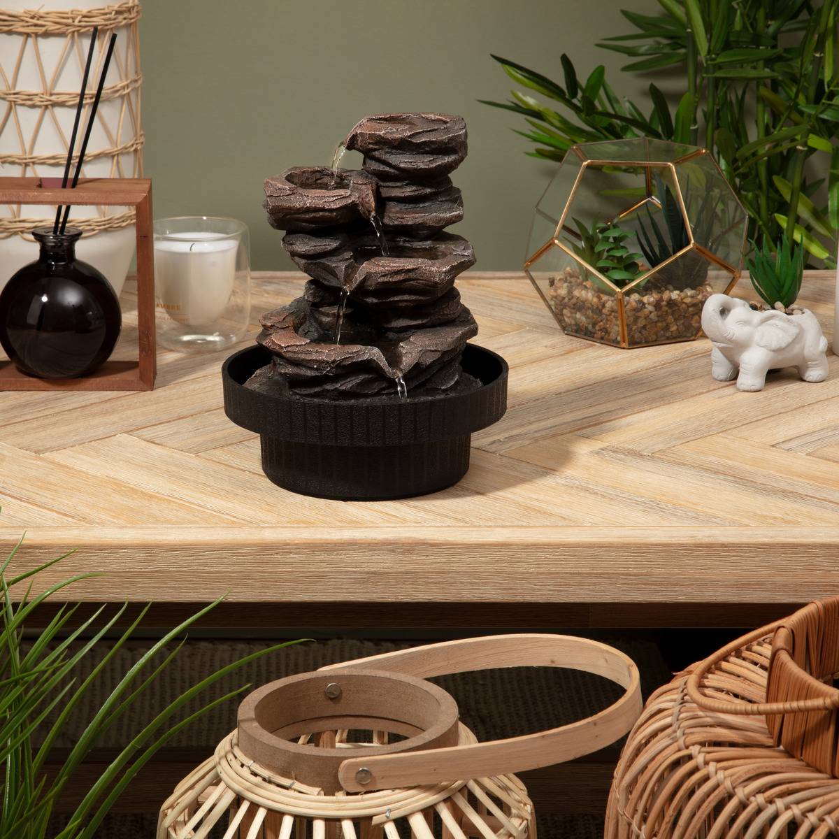 Atmosphera - Fontaine Sharmila H.22,5cm résine - Atmosphera Créateur d'intérieur - Image 1