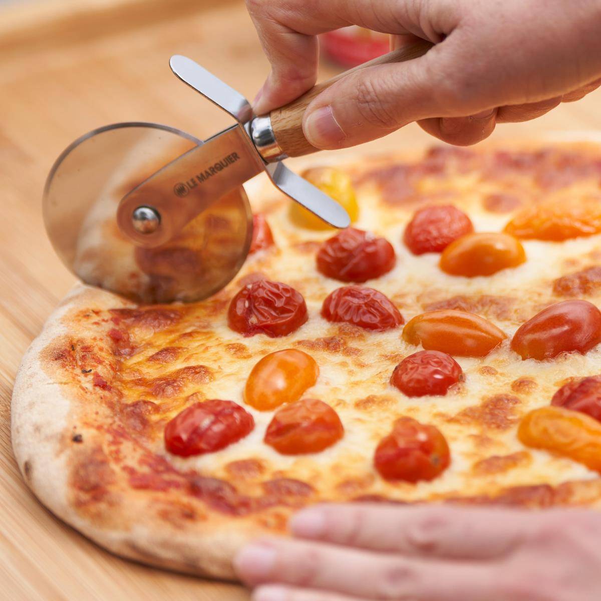Le Marquier - Roulette à Pizza Le Marquier Api003 Marron Et Inox - Imagen 4