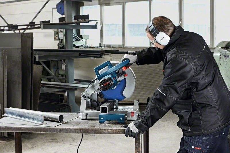 Bosch Professional - Tronçonneuse métal BOSCH à lame carbure GCD 12 JL 305MM 2000W - 0601B28000 - Image 3