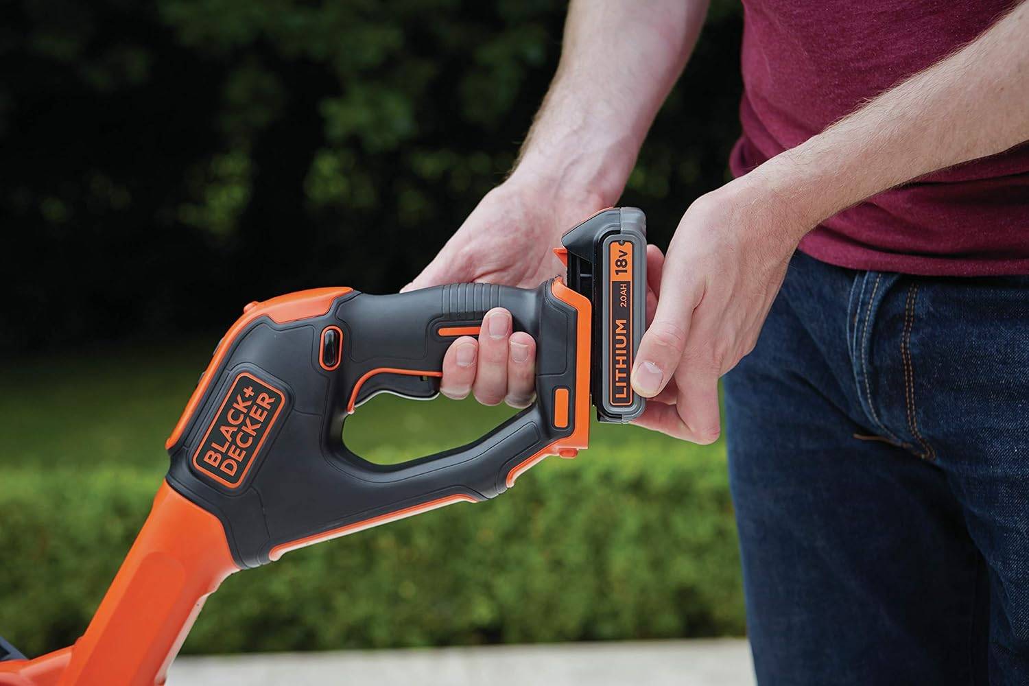Coupe bordure sans fil - 28cm - BLACK+DECKER - 1 batterie 18V 2.0Ah + chargeur - STC1820EPC-QW - Image 7