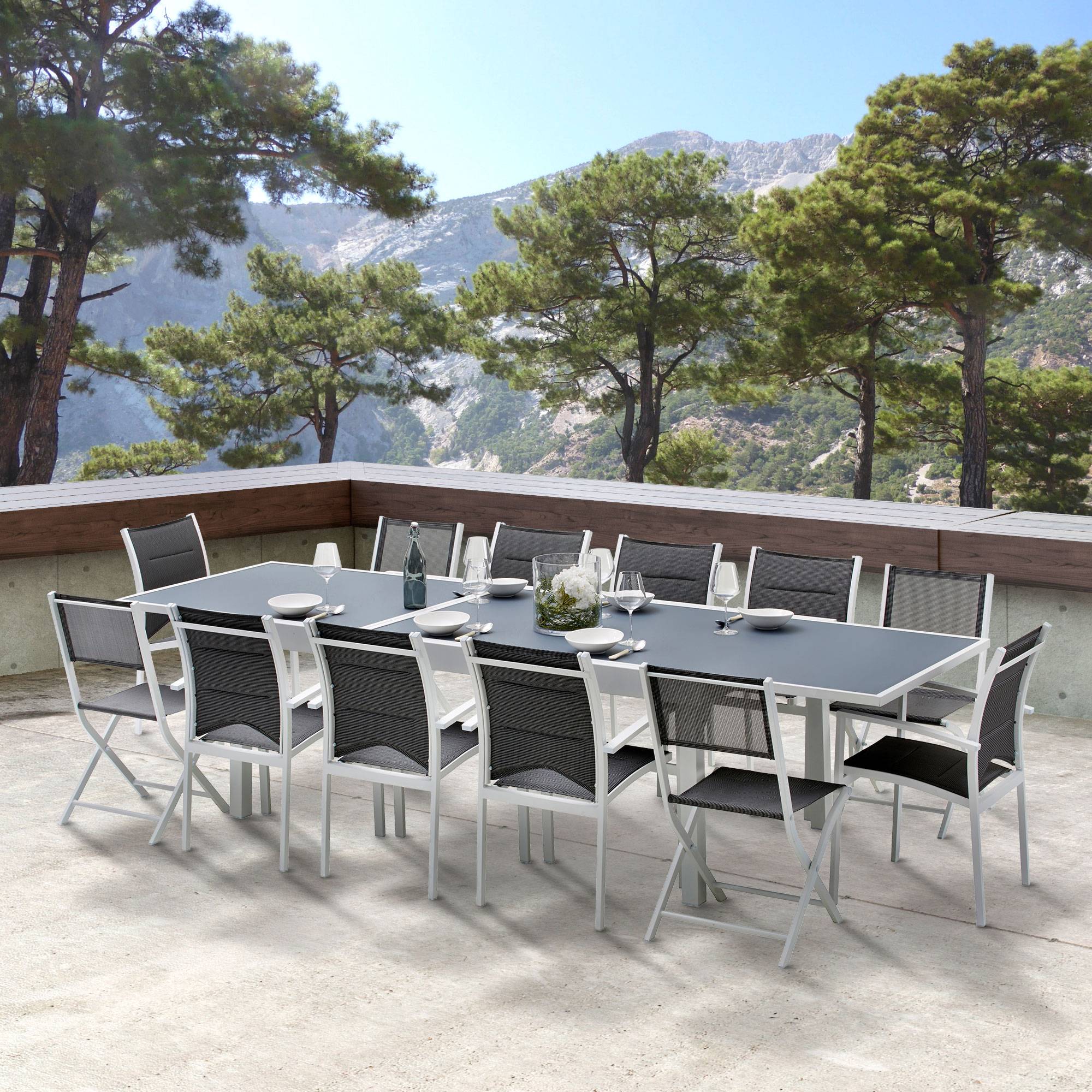 Wilsa Garden - Ensemble MODULO 8/12p en aluminium blanc et verre trempé gris perle avec 12 fauteuils en textilène - Imagen 2