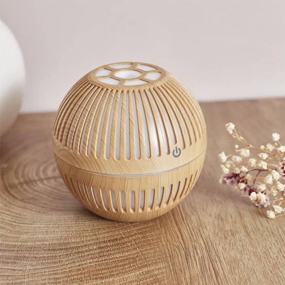 Diffuseur d'Huile Essentielle Bois Rond, Design Compact et Pratique - ERONIX - Image 3