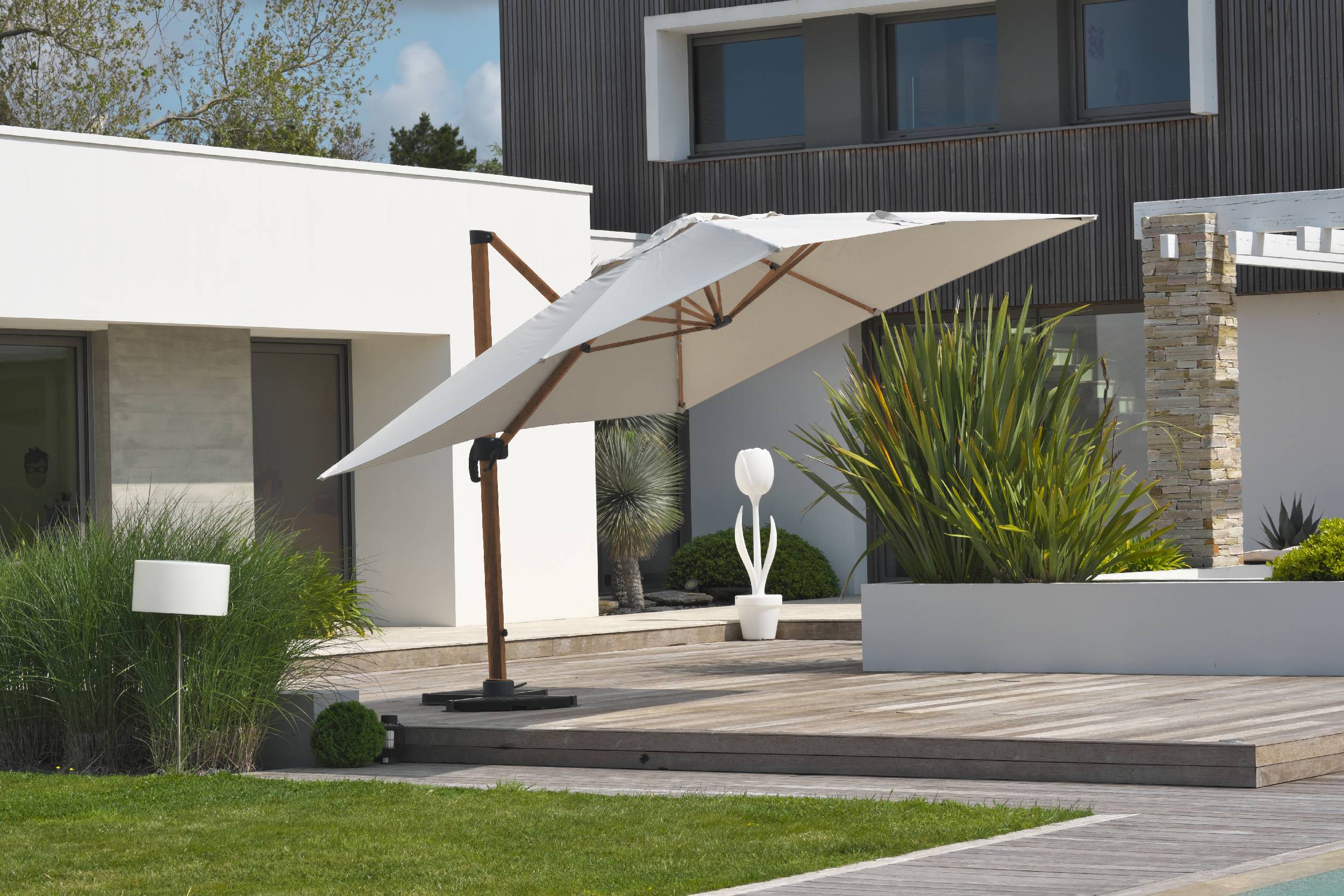 Dcb Garden - Parasol avec pied excentré en acier - Marron - SEVILLA - Image 2