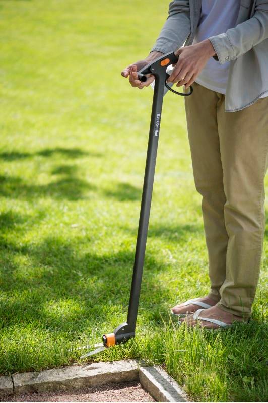 Fiskars - Cisaille à gazon longue portée Servo-System 1012 mm - FISKARS - Imagen 3