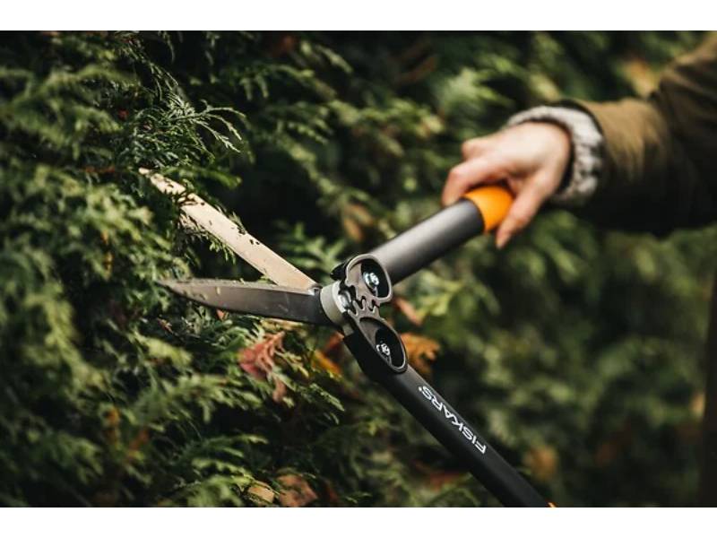 Fiskars - Tijeras para setos con cremallera central HS72 - Imagen 5