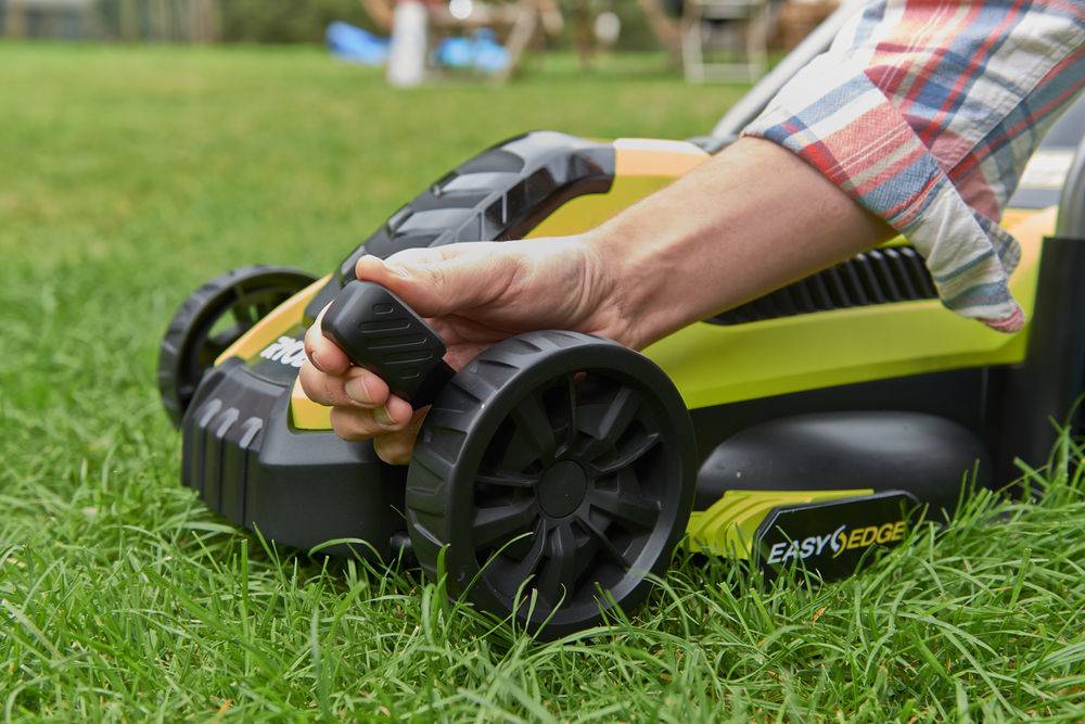 Ryobi - Tondeuse électrique RLM13E33S 1300W coupe 33cm - RYOBI - Imagen 5