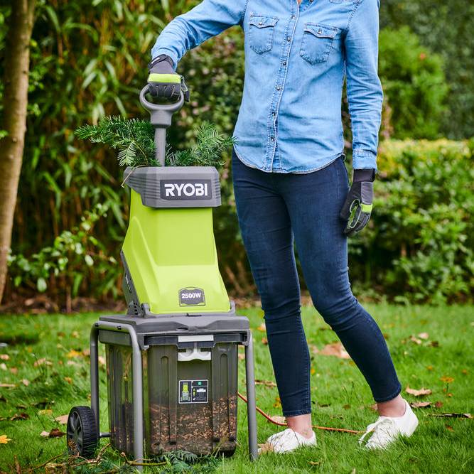 Ryobi - Broyeur de végétaux électrique 2500 W 45 mm RSH2545B - RYOBI - Imagen 10