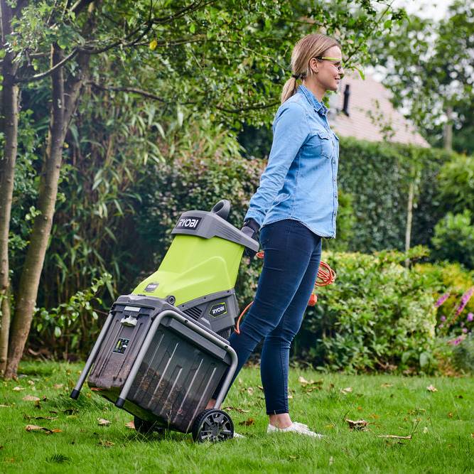 Ryobi - Broyeur de végétaux électrique 2500 W 45 mm RSH2545B - RYOBI - Imagen 9