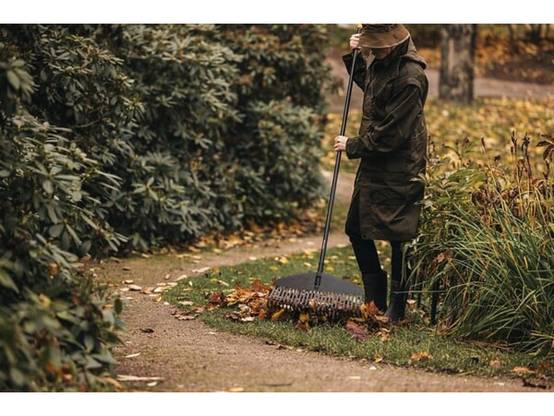 Fiskars - Fiskars - Balai à gazon L Solid™ 25 dents largeur 52cm - Image 4