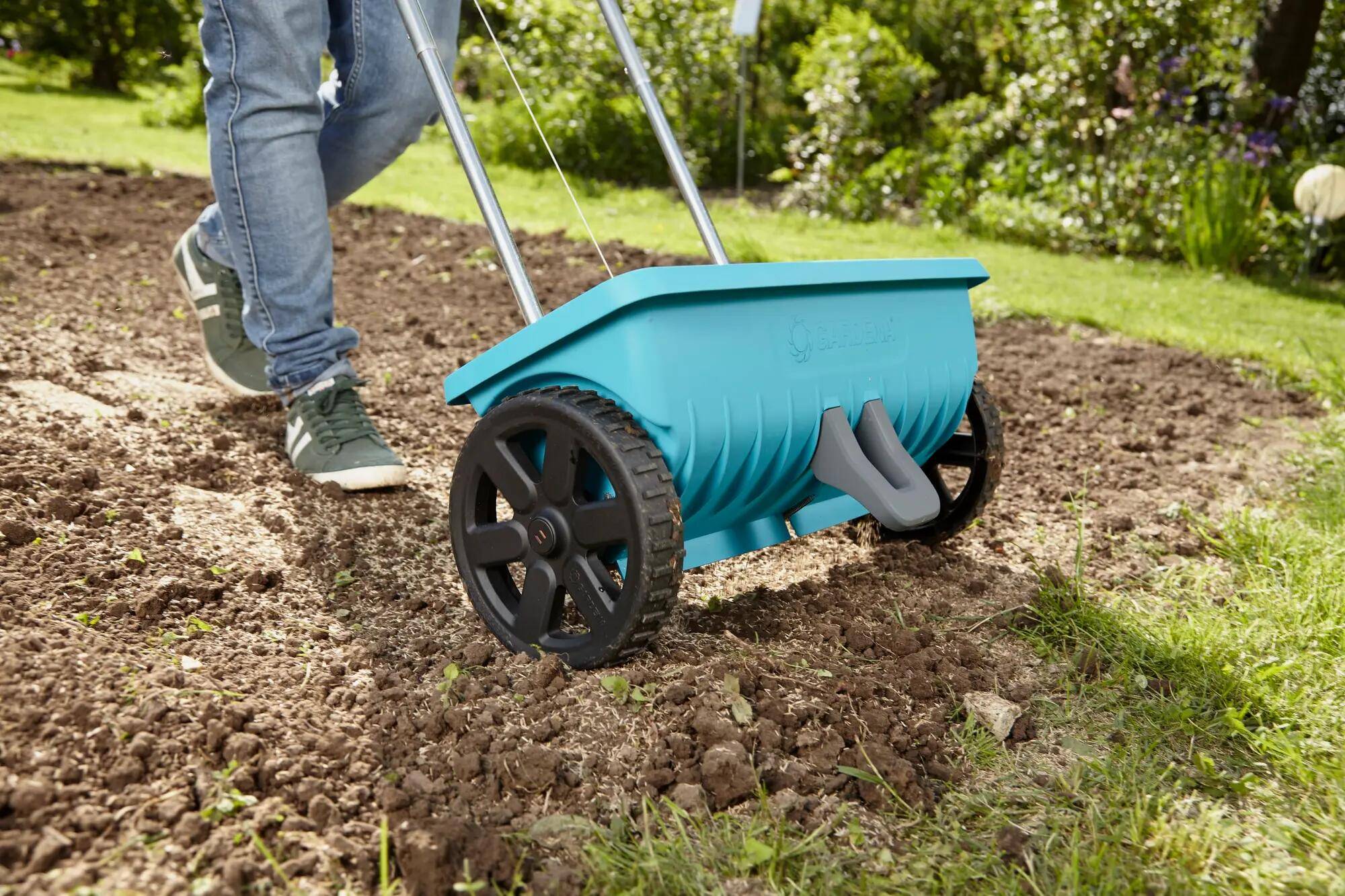 Gardena - Épandeur L Aluminium Plastique Bleu 12,5 L H 110 cm l 60 cm - GARDENA - Imagen 19