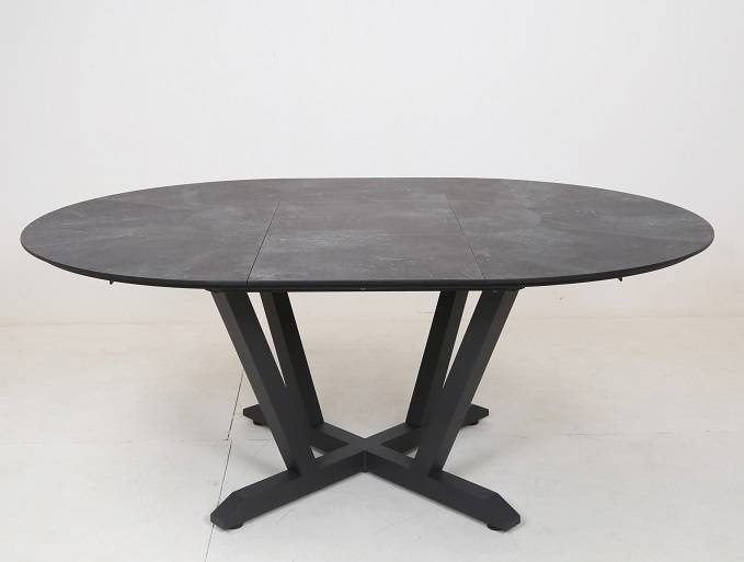Table Rondo - L.185 x l.135 x H.75 cm