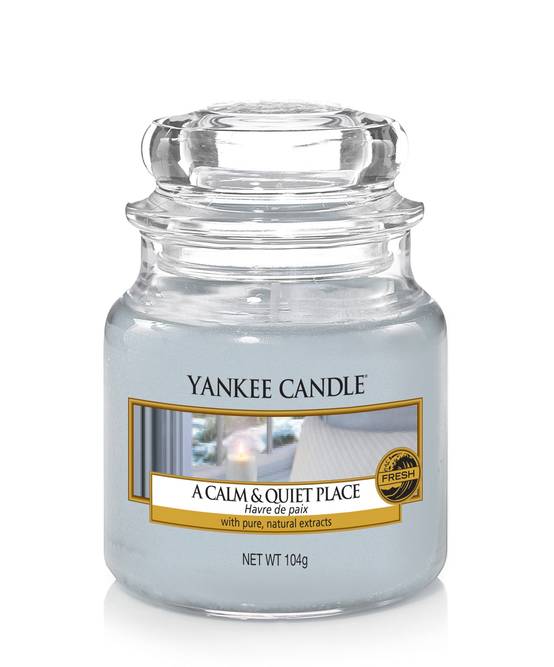 Yankee Candle - Bougie Havre de paix senteur jasmin et patchouli - Petite jarre