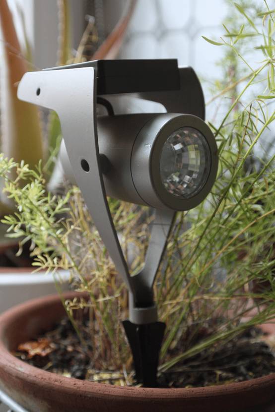 Watt & Home - Spot solaire - Power Spot Taupe - 50 Lumens - Image 4