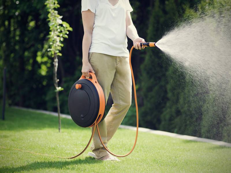 Fiskars - Fiskars - Dévidoir S avec tuyau de 15 m - Imagen 3