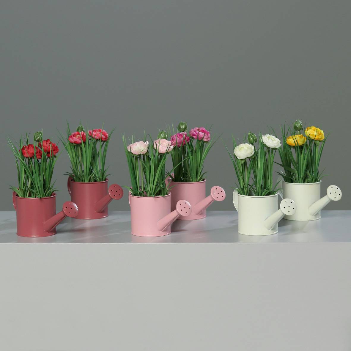 DPI - Mini renoncule artificiel dans un pot arrosoir H.21 cm