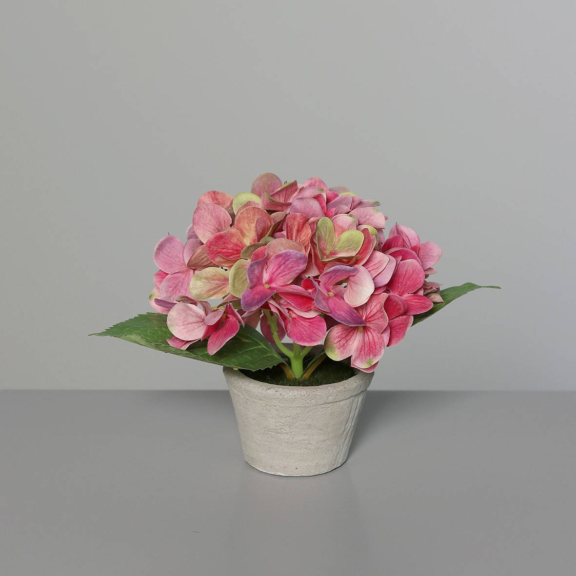 DPI - Hortensia rose vif artificiel en pot béton H.16 cm