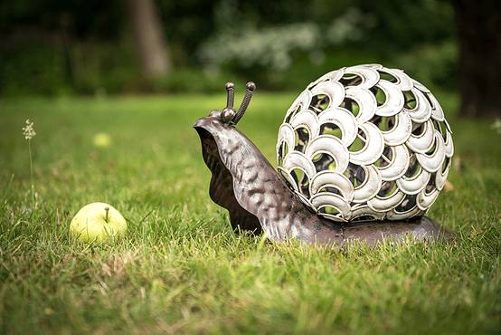 Garden ID - Escargot décoratif en métal à poser L.35 x l.17 x H.21 cm - Image 1