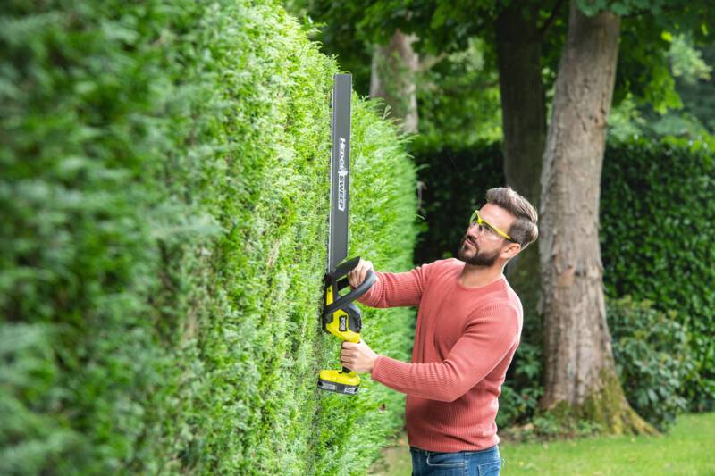 Ryobi - Taille-haie sur batterie brushless RYOBI One+ Ry18htx60a-0 18V, sans batterie - Image 4