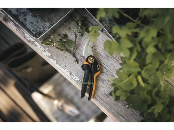 Fiskars - Sécateur à lame franche X-series™ L (P961) - Fiskars - Image 3