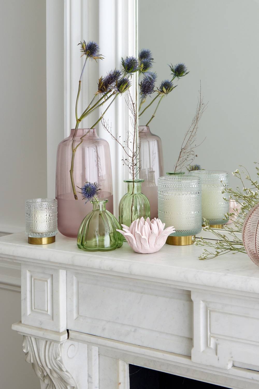 Vase en verre rose transparent Ø.14 x H.26 cm - Image 5