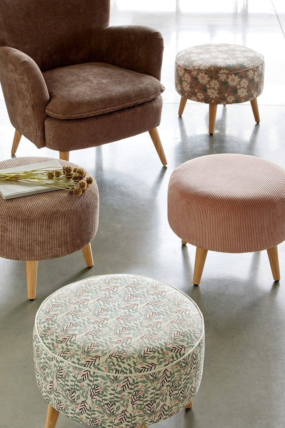 Fauteuil velours côtelé rose L.72 x l.72 x H.79 cm - Image 3