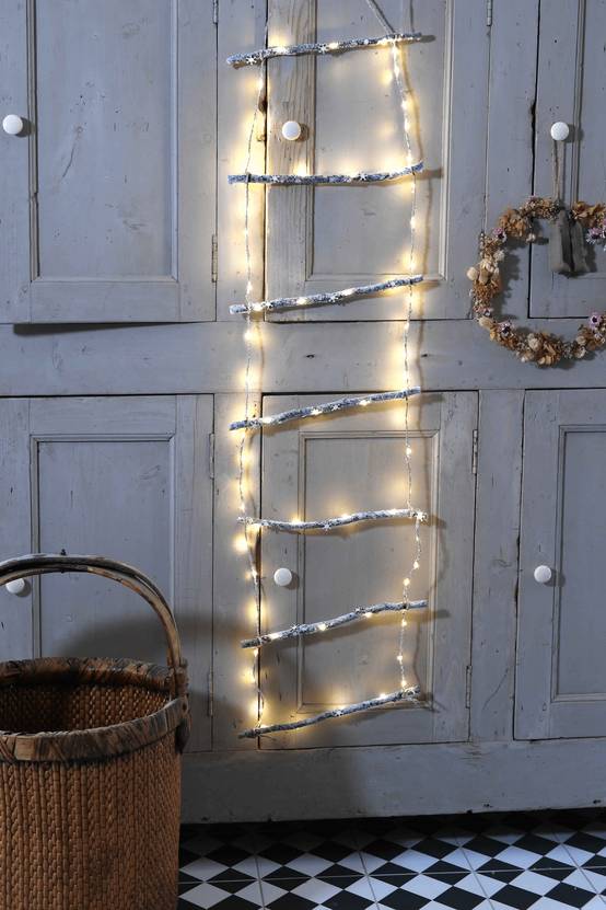 Blachere Illumination - Blachere Illumination - Echelle en bois micro LED L.35 x H.150 cm - Image 1