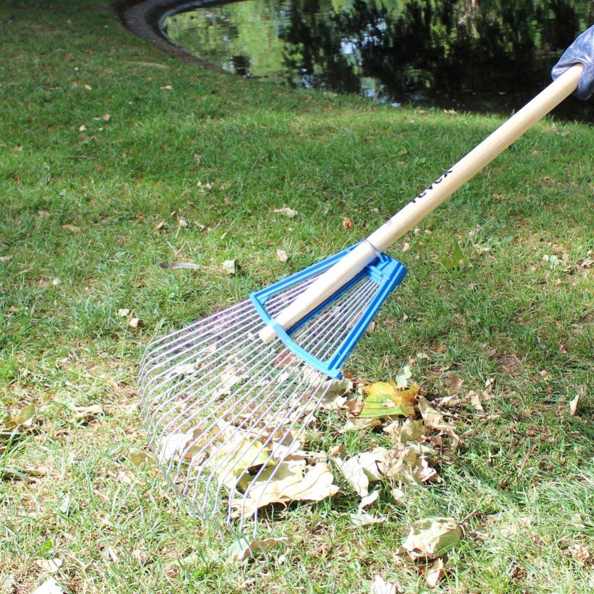 Balai à feuilles bi-matière bois L 150 cm - REVEX - Image 2