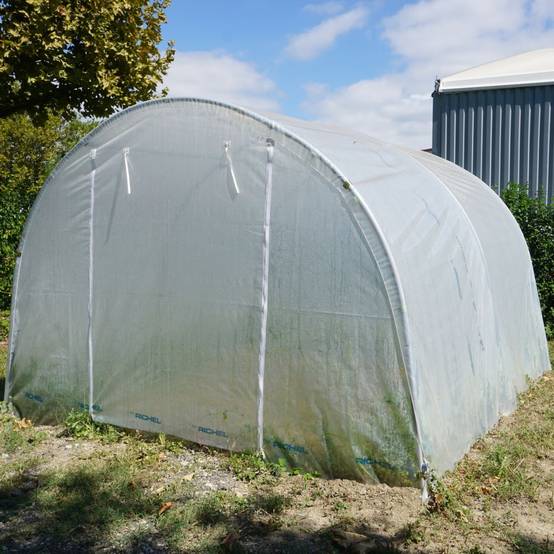 Richel Serre - Serre maraichère 9m² pied droit 1 porte zip acier galvanisé et PE L.3 x l.3 x H.2 m – Richel serre - Image 3