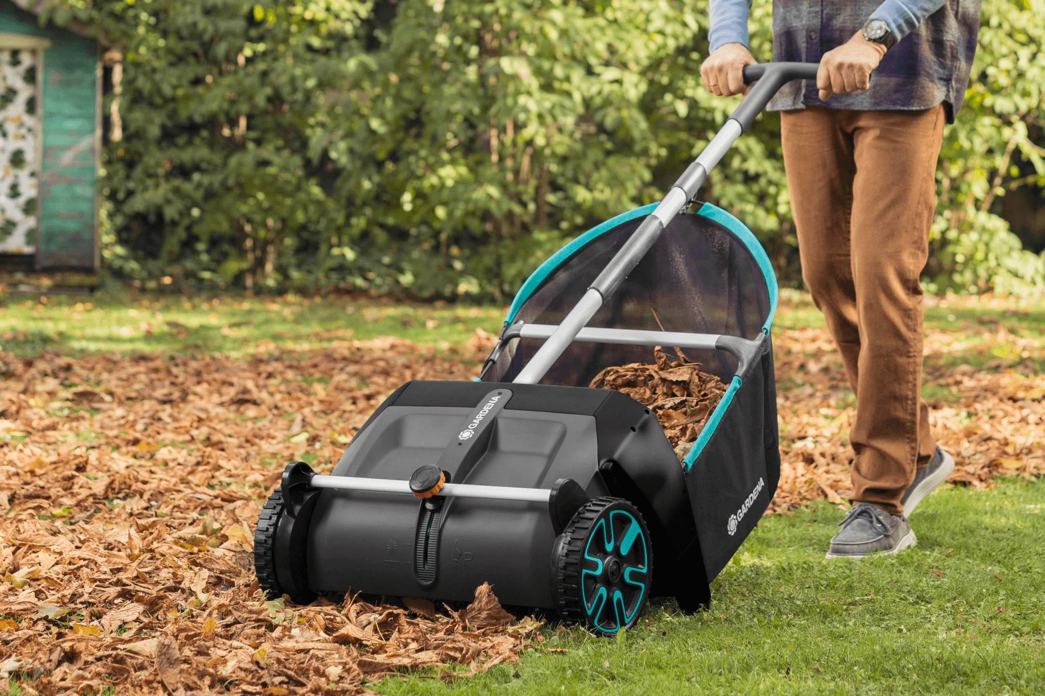 Gardena - Ramasse feuilles manuel avec bac 90L l. 50 cm - Gardena - Imagen 9