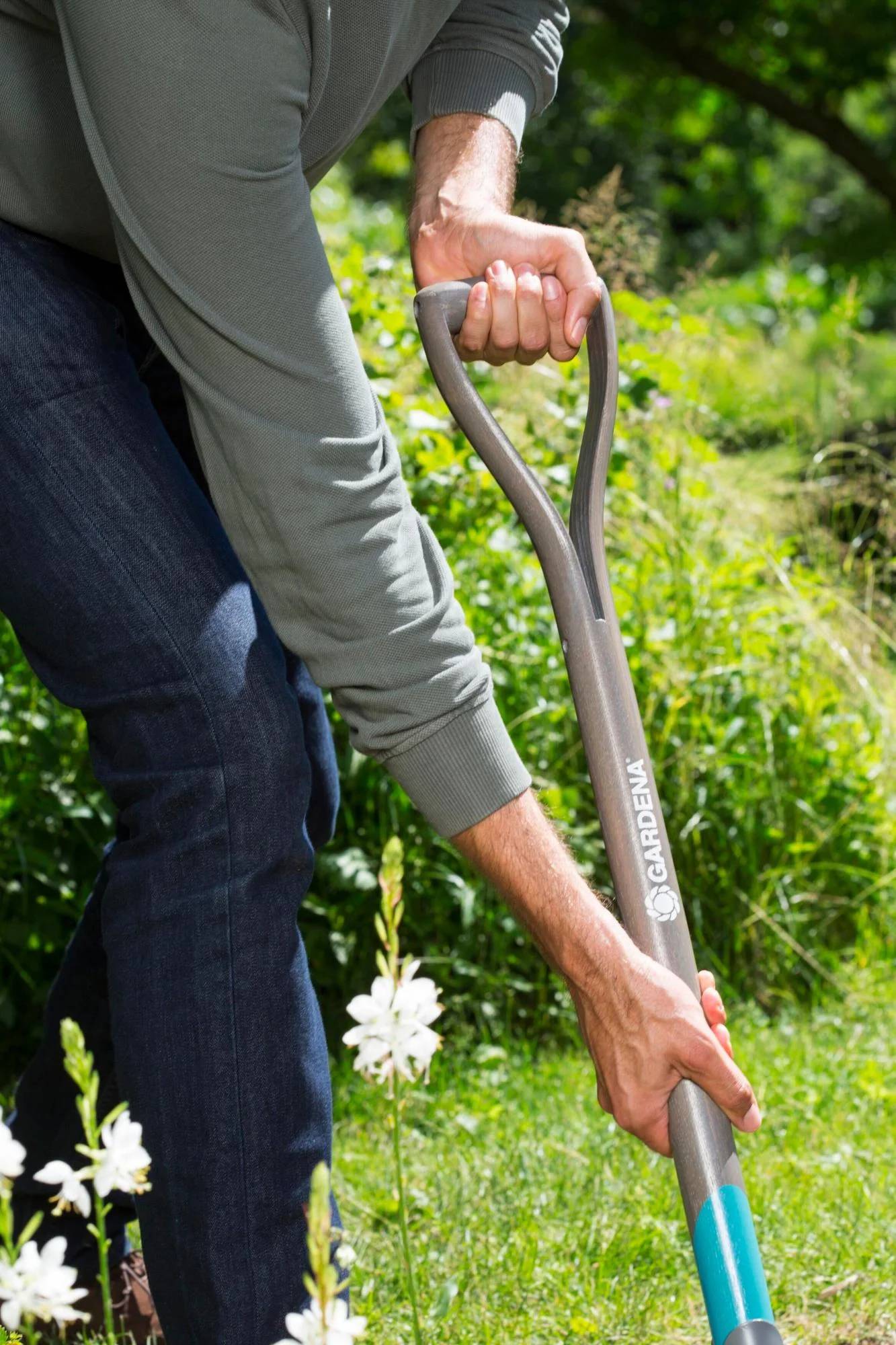 Bêche à bord pointu NatureLine bois frêne 117 cm GARDENA - Image 4