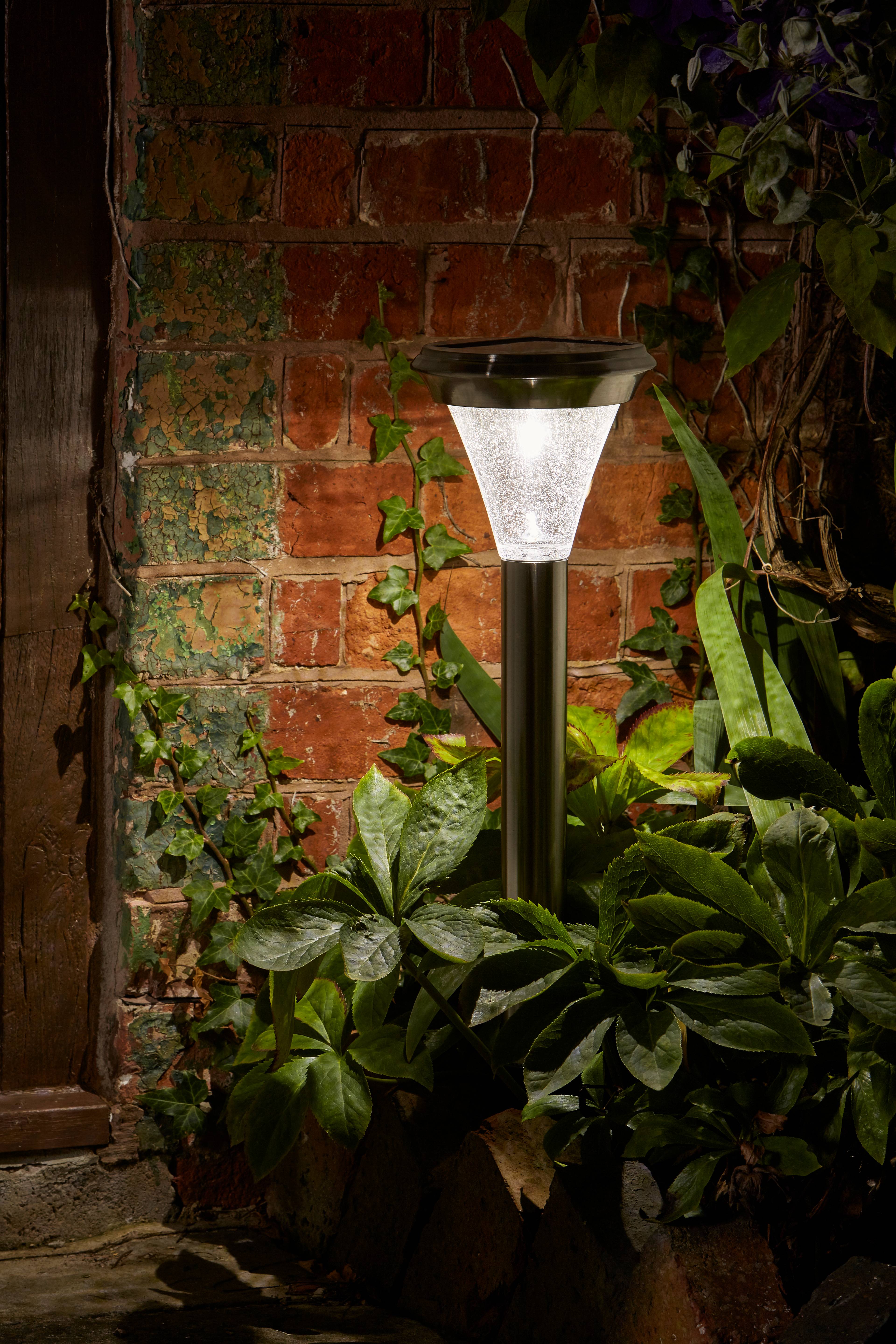 Smart Garden - Borne Solaire de Jardin - BALISE MAGNUM