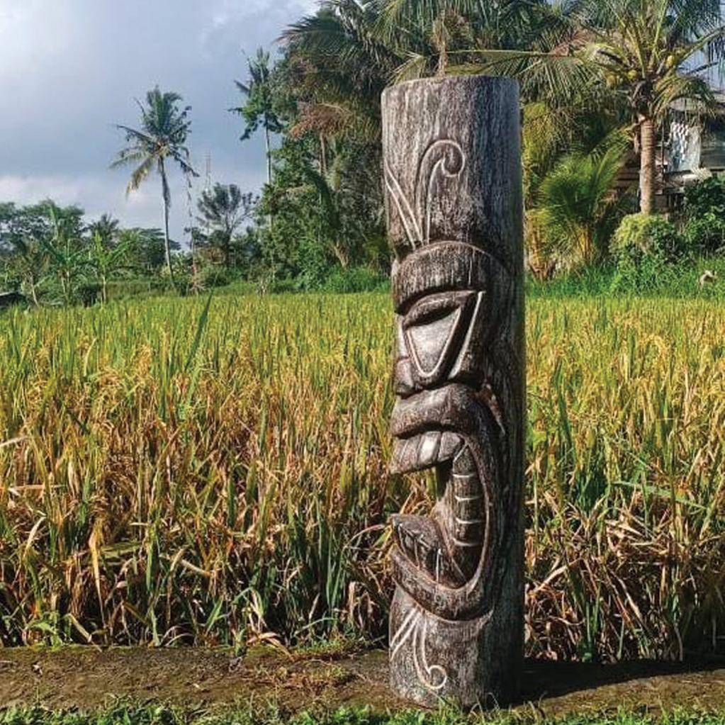 Décoriale - Tiki mauri cocotier cendré L.25 x l.27 x H.100 cm