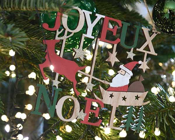 Blachere Illumination - Blachère Illumination - Joyeux noël à suspendre L.18 x H.15,5 cm - Imagen 2