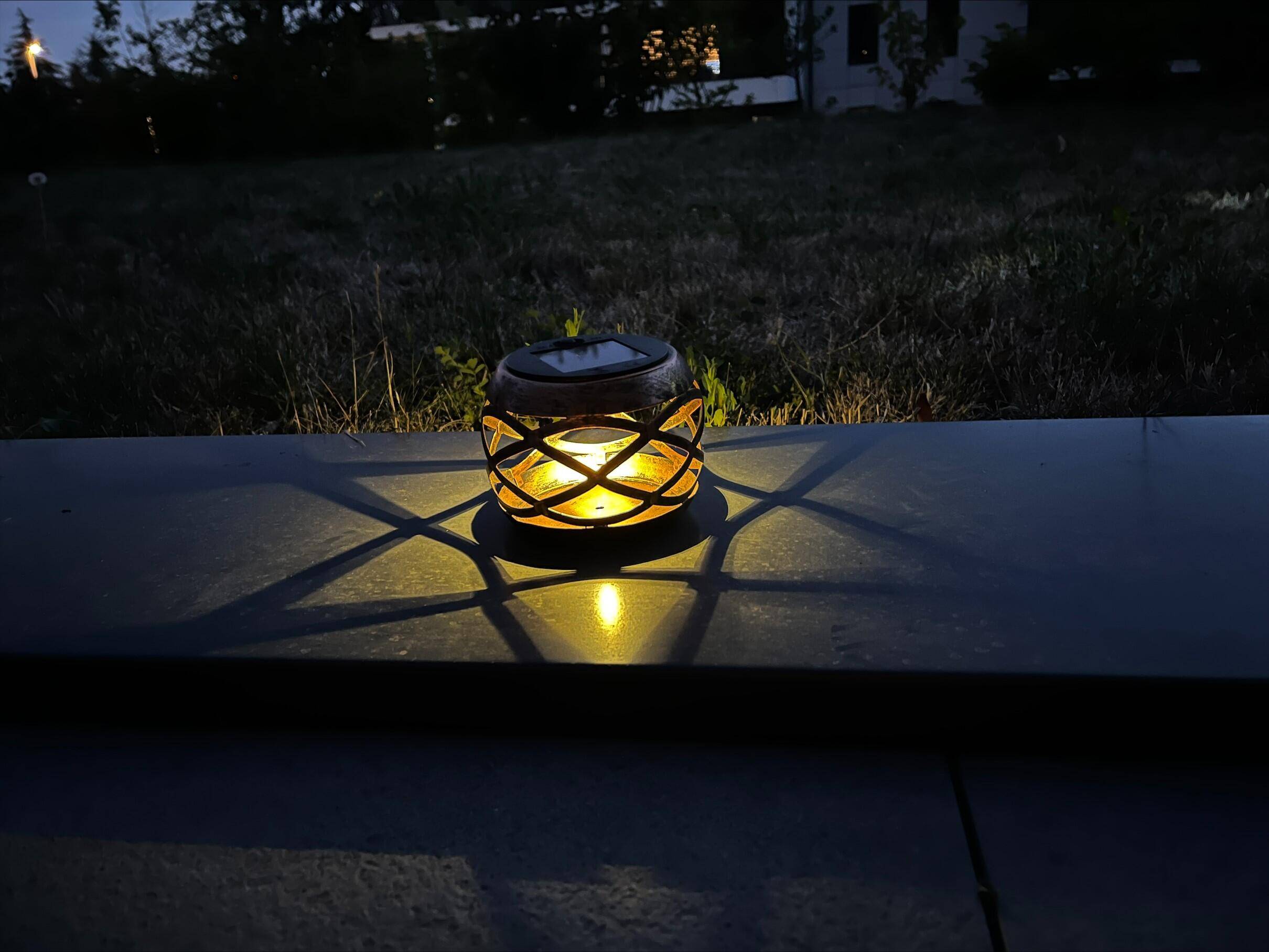Lampe solaire métal cuivré effet rouille Milos WATT & HOME - Image 1