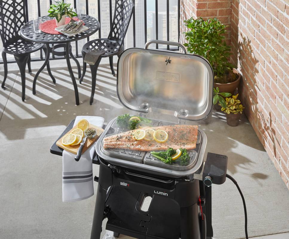 Weber - Barbecue électrique sur pieds Lumin Compact Weber