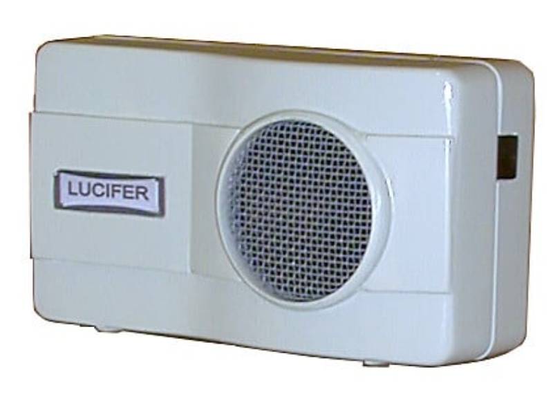 Repousseur ultrasons contre rats et souris secteur et pile - LUCIFER - Image 2