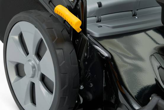 Alpina - Tondeuse à gazon thermique autotractée 4 temps Ø 2,2 - 8 cm fonction mulching – ALPINA - Imagen 3