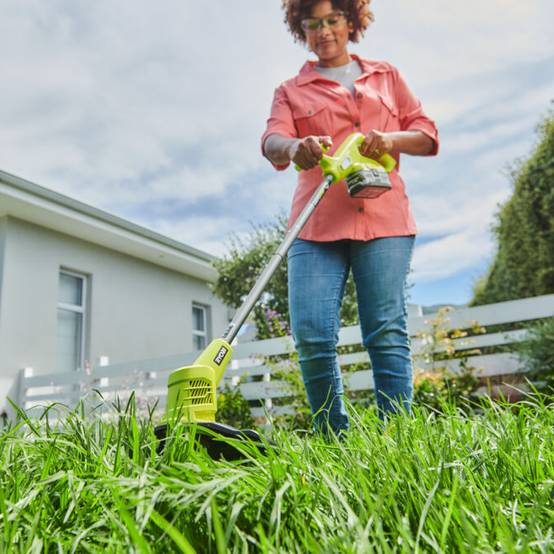 Ryobi - Pack comprenant : une tondeuse hybride + un coupe-bordures - Image 14