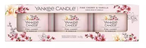 SIGNATURE CERISE ROSE A LA VANILLE 3 PK VOTIVES EN VERRE