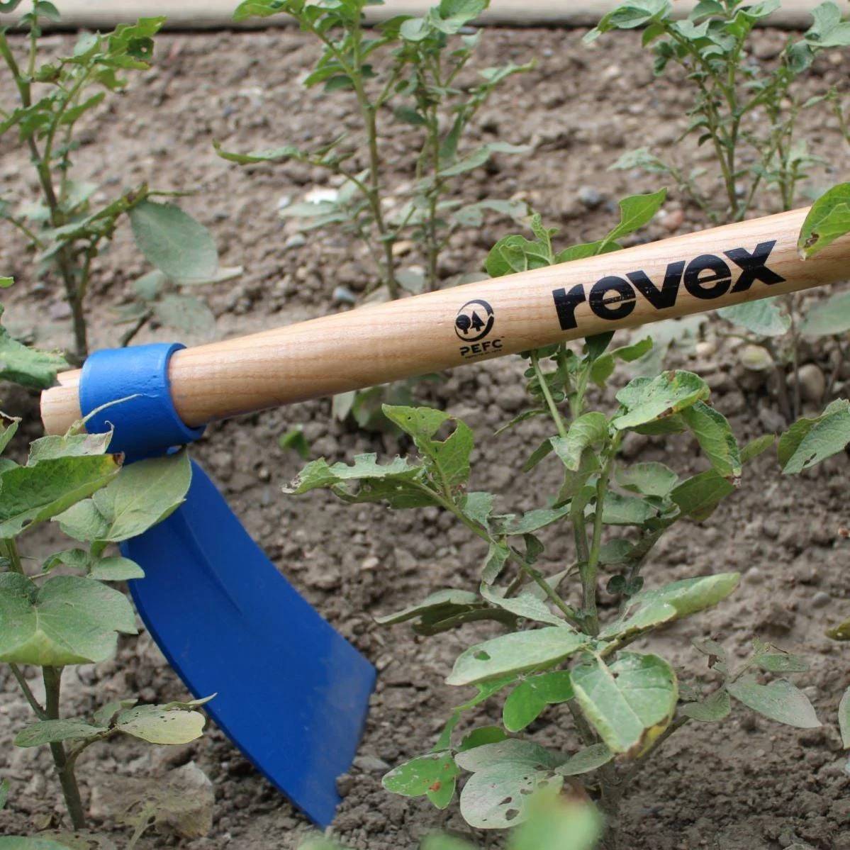 Azada forjada de acero templado con mango de madera 115 cm REVEX - Imagen 6