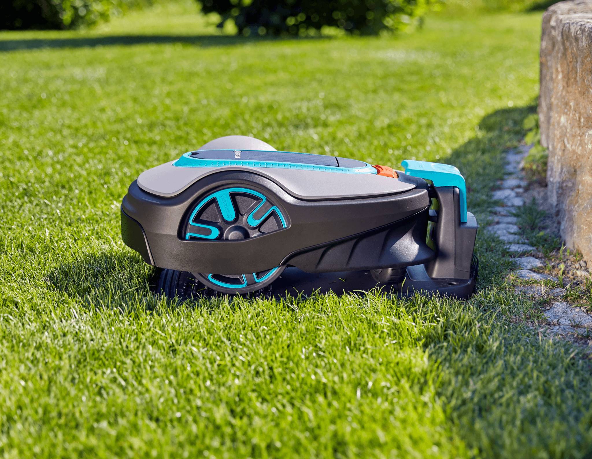 Tondeuse robot connecté Bluetooth Sileno Life 750m² - GARDENA - Image 9