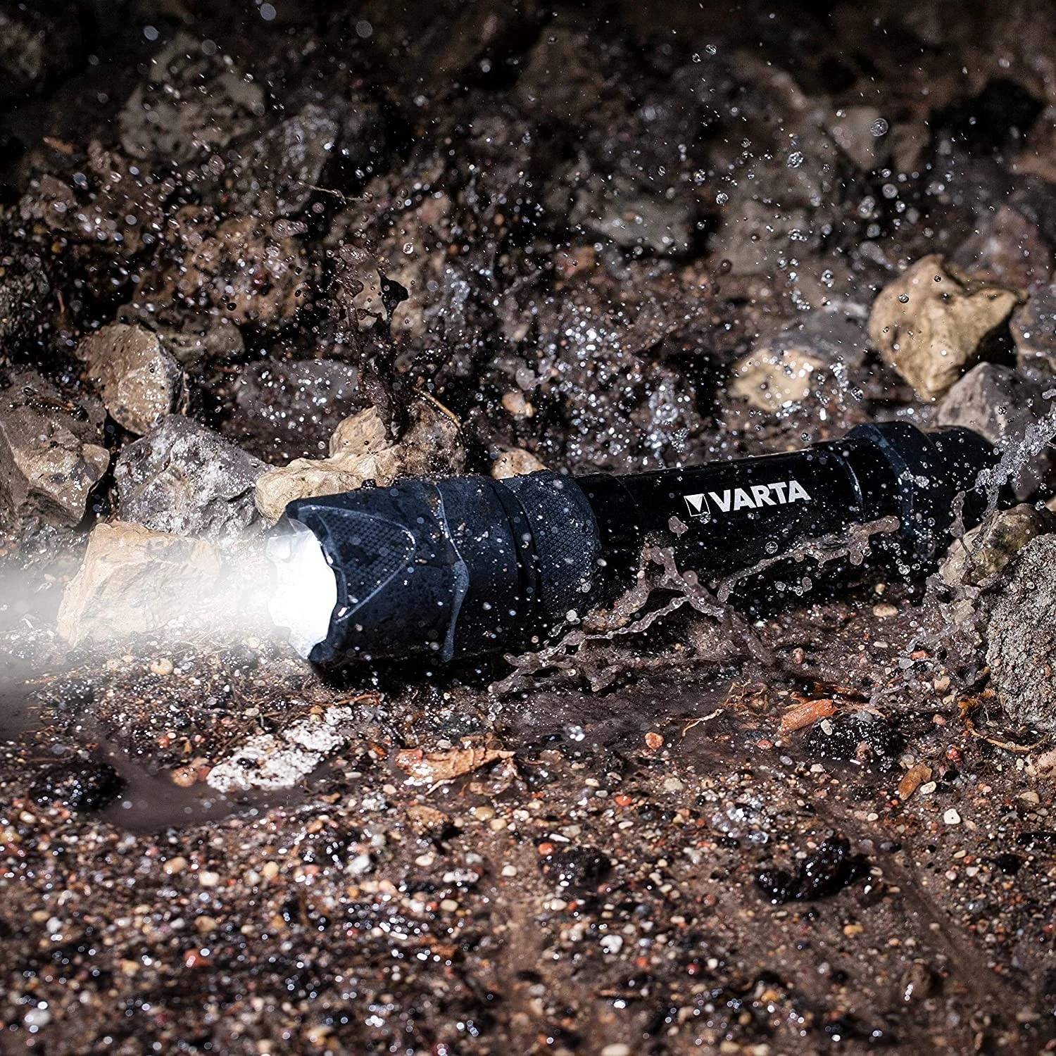 Lampe Torche Indestructible F30 PRO - VARTA - Imagen 5
