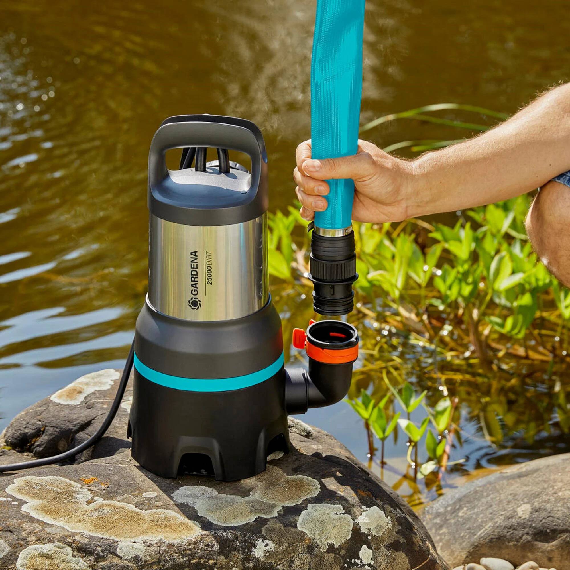 Pompe d'évacuation eaux chargées 25000 1 100 W GARDENA