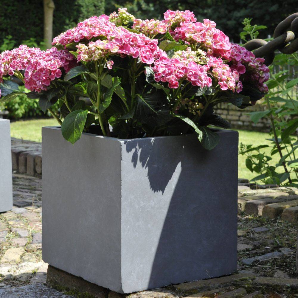 Mega collections - Bac à fleurs en fibre de terre Cubi L28 H28 cm gris - Image 2