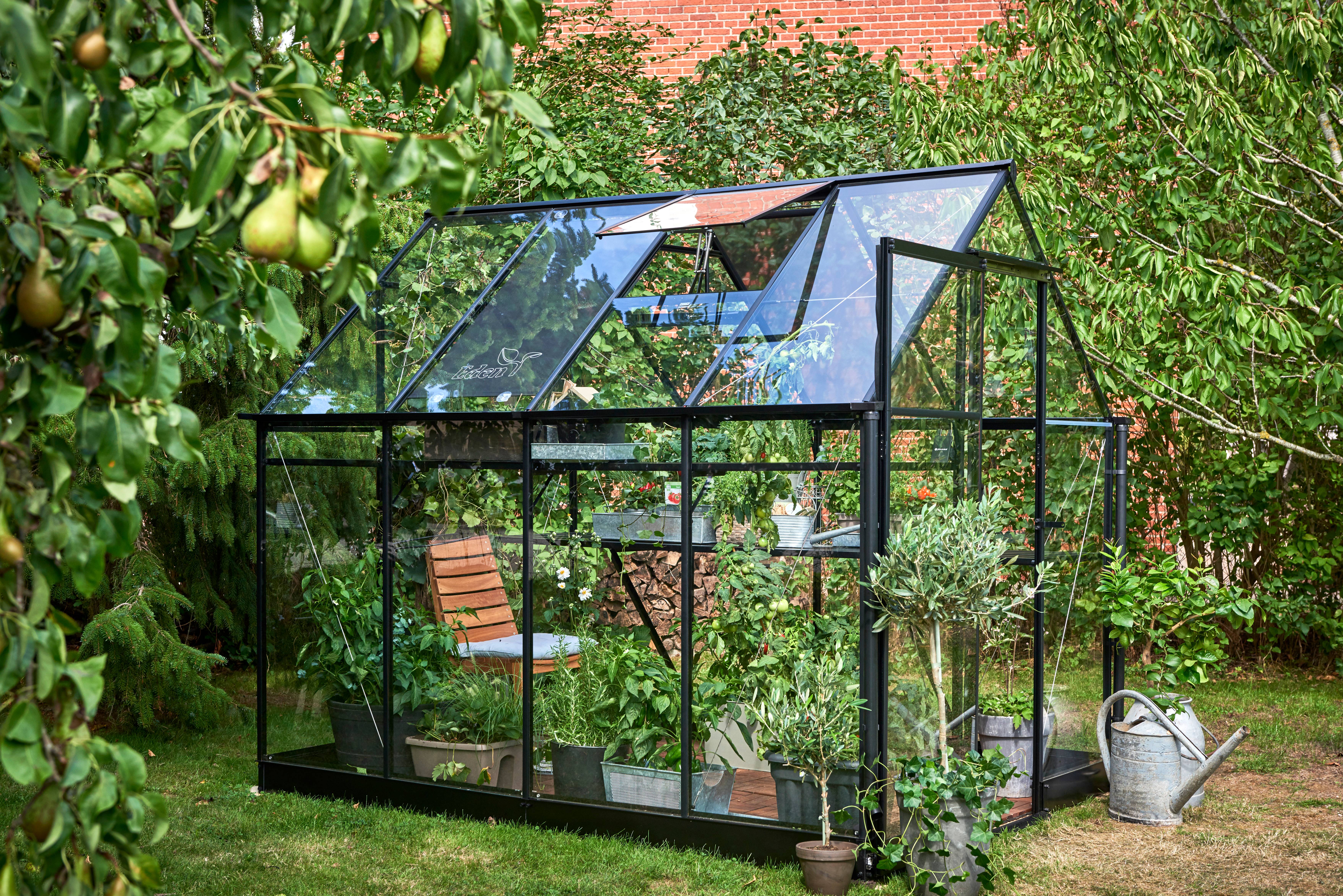 Halls - Serre de jardin verre trempé aluminium noir 4,7 m² Qube 6 - Halls