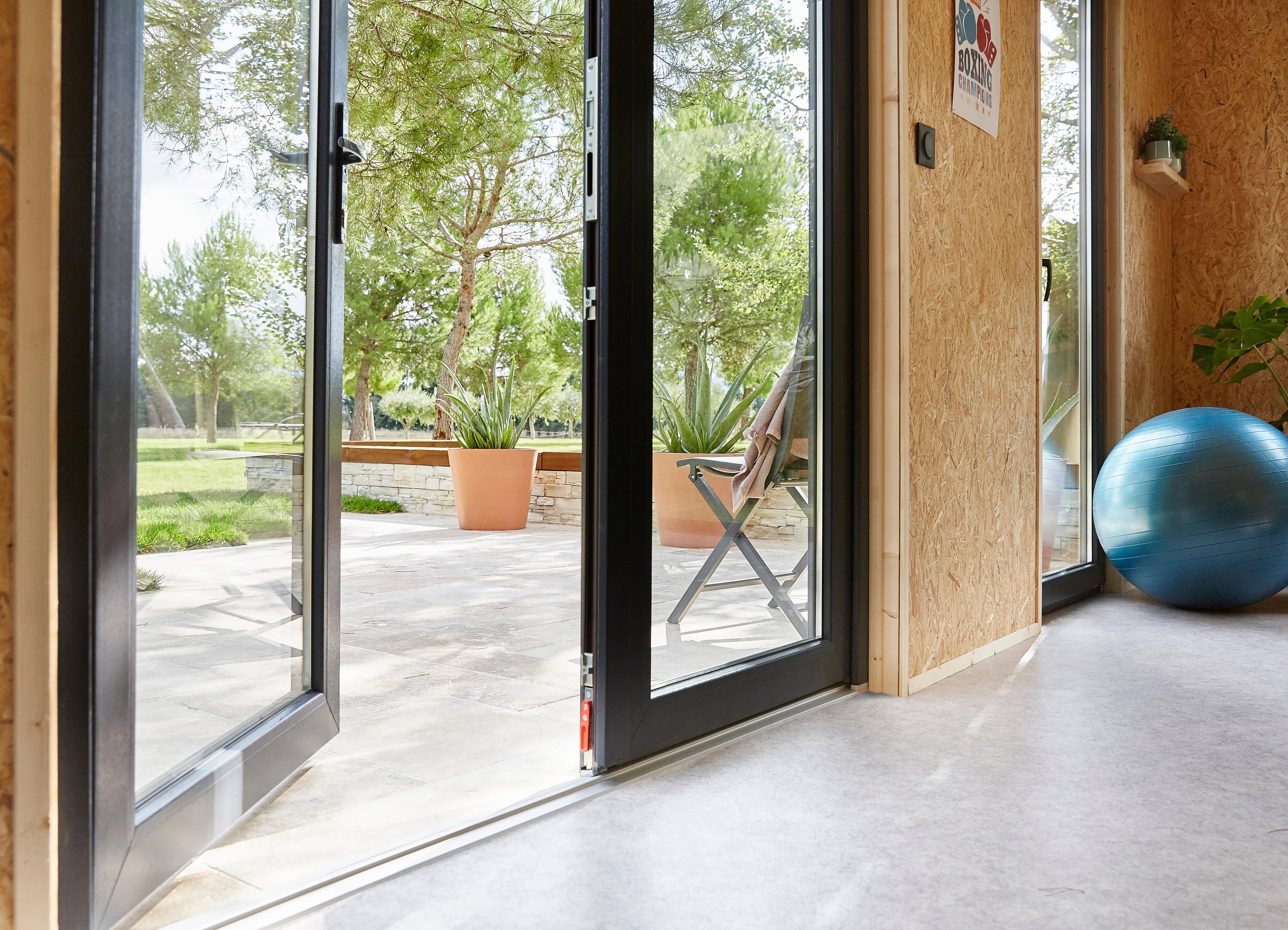 Decor et Jardin - Studio de jardin bois sapin Nord toit plat semi habitable 18,73m² - DECOR ET JARDIN - Image 18