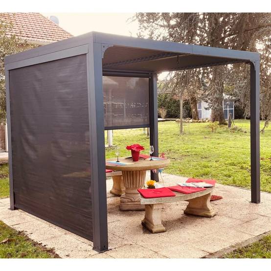 Pergola autoportante bioclim. en alu. avec rideau manuel 7m2 - Image 9