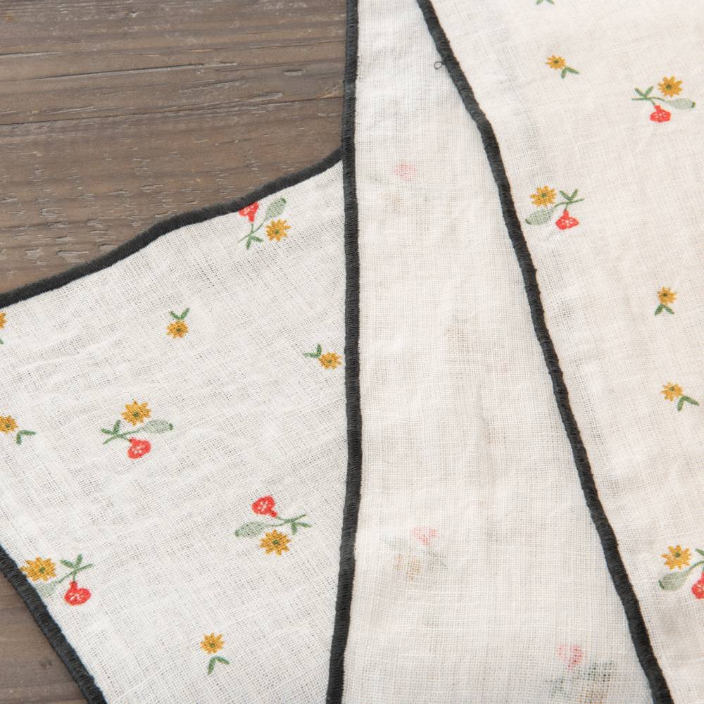 Chemin de table en lin blanc L.45 cm l.2 cm H.150 cm - Image 3